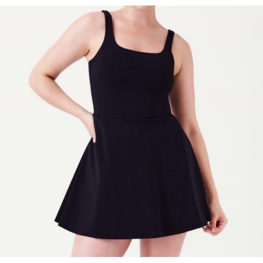 SPANX The Get Moving Square Neck Women’s Tank Dress Black Size Small